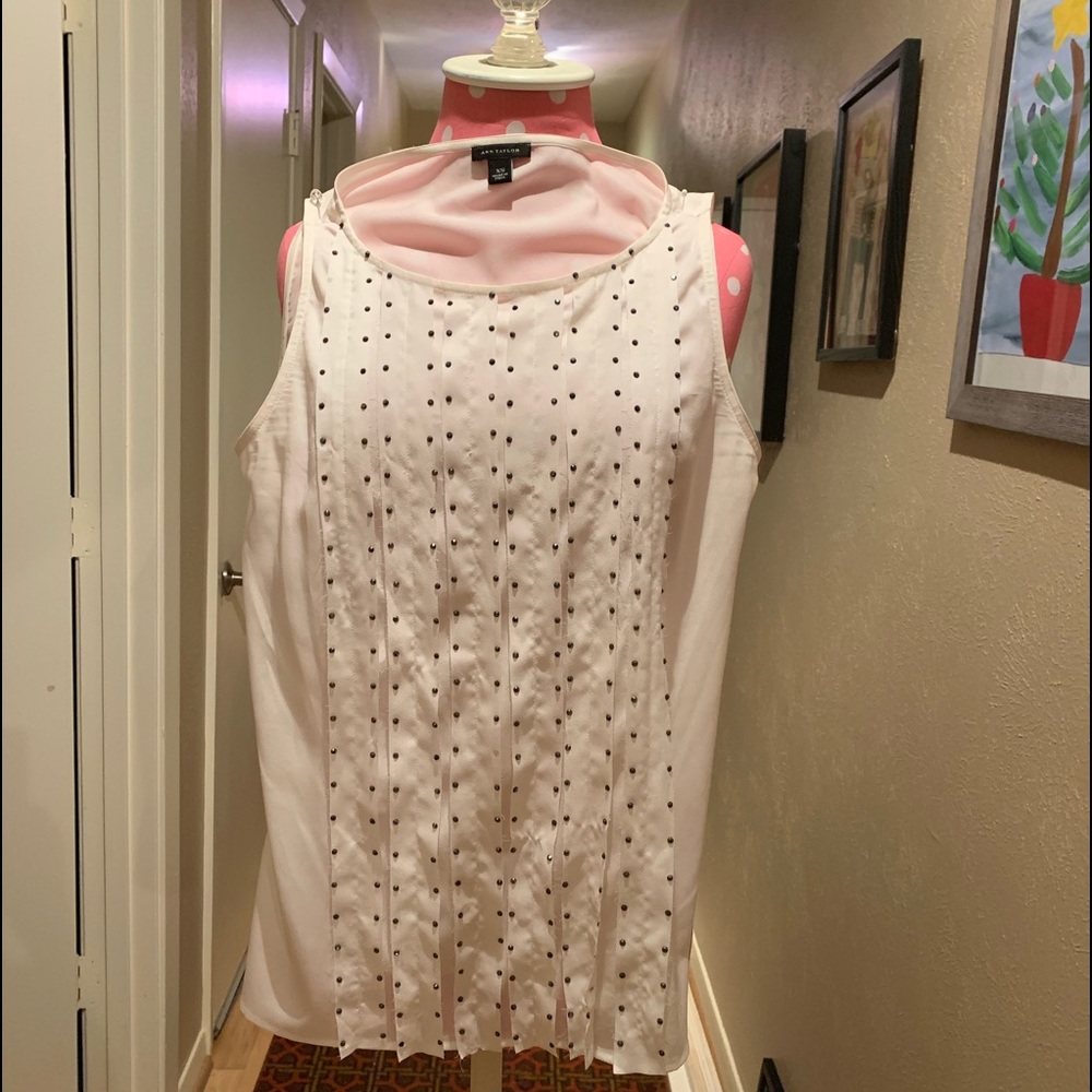 Ann Taylor stylish shell